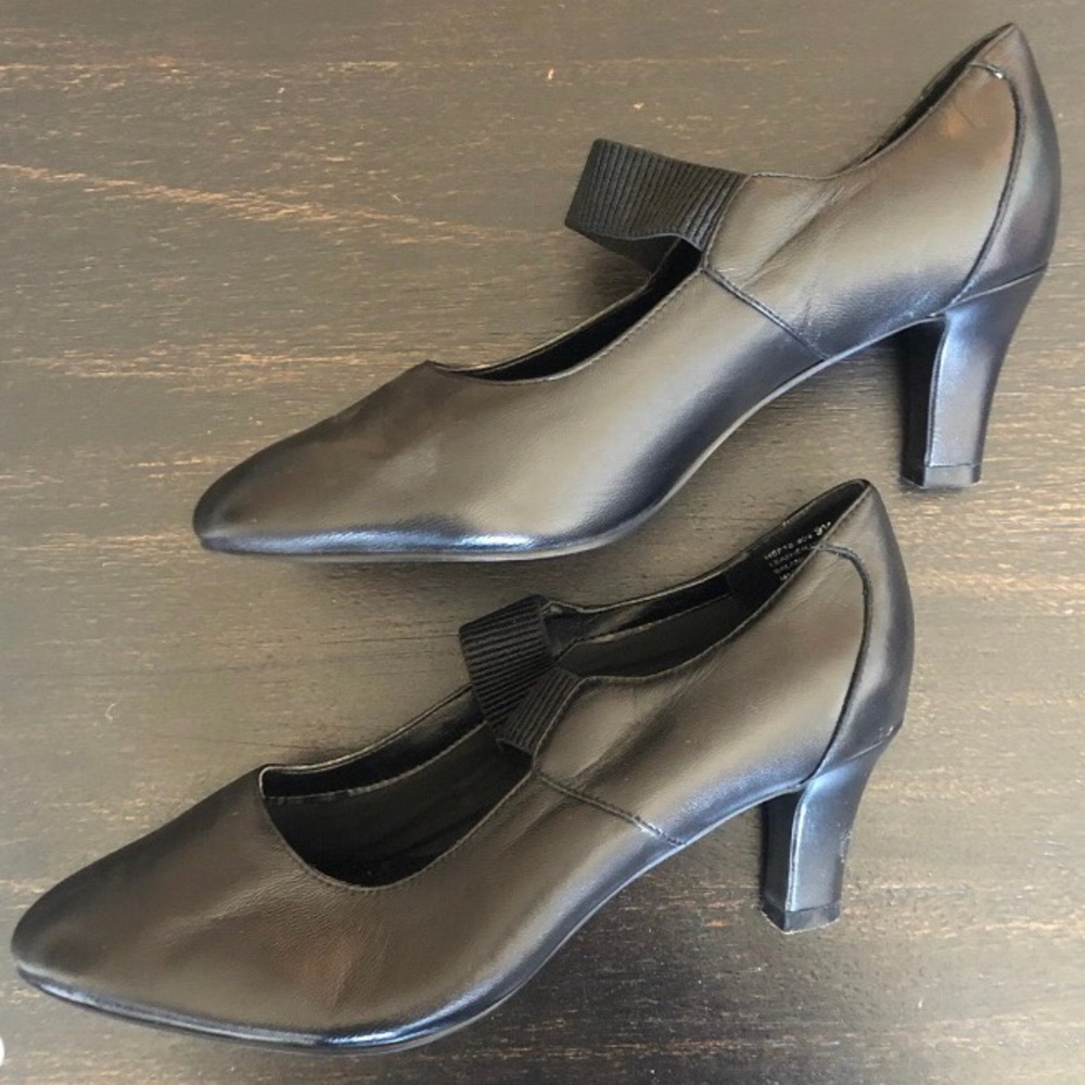 Black heels